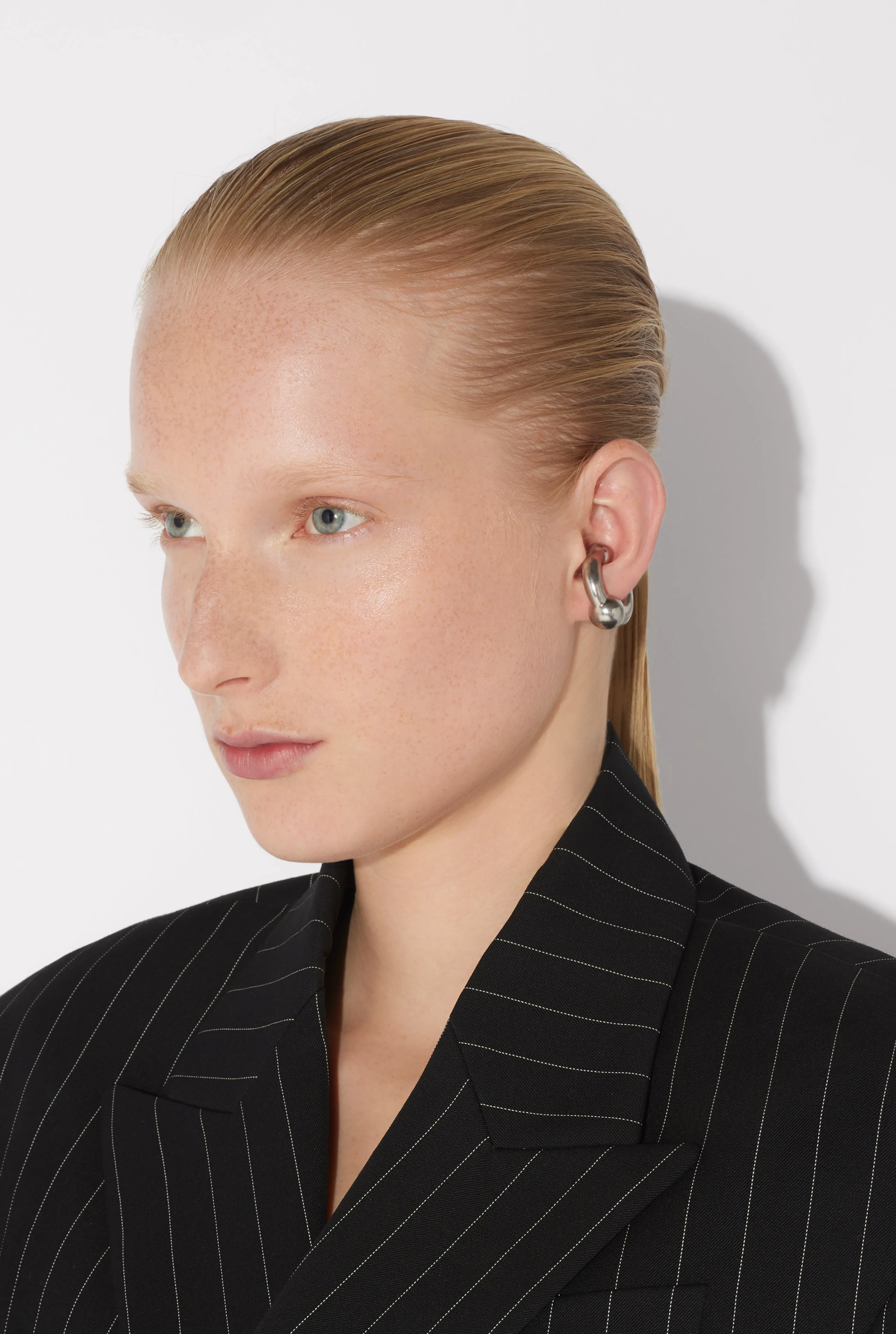 Jean Paul Gaultier The -Tone Piercing Ear Cuff> Jewelry | Spring 25